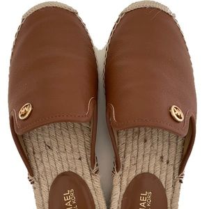 Michael Kors cognac espadrille slides